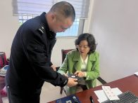 县公共检验检测中心：手机变砝码  计量惠民生