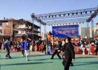 群众齐心协力  “排”出团结新貌