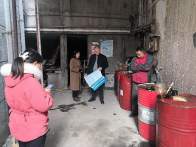 县生态环境局开展机动车维修行业危险废物专项排查行动
