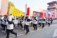 县疾控中心积极参与迎新春全民欢乐跑活动