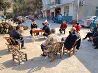 农技指导助力产业发展