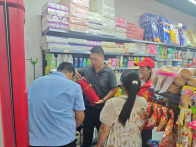 柳林乡：联合夜查除隐患 齐抓共管筑平安