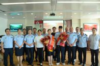 县市场监管局举行干部荣誉退休仪式