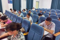 宝丰镇中心学校落实落细暑期重点工作