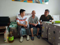 县关爱退役军人协会开展走访慰问活动