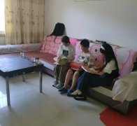 潘口乡开展“爱心妈妈”走访留守儿童活动