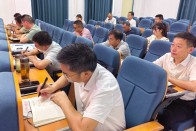  寶豐鎮(zhèn)中心學校部署秋季開學和師德集中教育工作