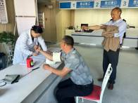 潘口乡组织矿山管护队员集中体检 
