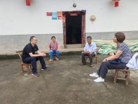 县公共检验检测中心：开展“五访五看” 真情帮扶暖民心