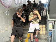 擂鼓中学开展消防应急疏散演练安全教育周活动
