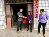 大庙乡联合县委宣传部为独居高龄老人送温暖