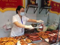 县公共检验检测中心：用专业检测守住你的“卤味快乐”