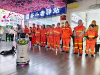 县总工会：健康科普进驿站 群团关爱暖“新”扉