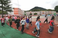  宝丰镇各学校：精彩课间 乐享校园