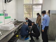 秦古镇多部门联合开展节前校园安全大排查