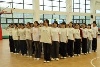 竹山职校25级新生军训汇演暨军训闭幕式圆满举行