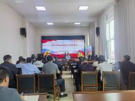 宝丰镇推进危房改造工作