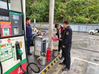 官渡镇多点发力织密节前安全“防护网”