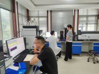 县公共检验检测中心:“质量月”里查质量