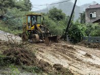 深河乡：风雨同舟战险情 抢通保畅暖人心