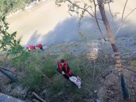 城关镇二道坊村：一抹“志愿红” 守护“河道清”