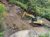 官渡镇：闻“汛”而动清塌方 护航“金叶”收购季