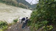 城关镇：干群合力抓整治 守护河湖保清水