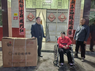 宝丰镇：察民情办实事  轮椅送暖见初心