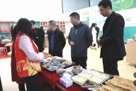 宝丰镇侯家湾村：联农带农促增收  特色好物惠民生