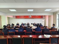  县市场监管局召开电梯维保单位集中约谈会