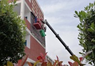 宝丰镇施洋小学：拆除隐患“巨幕”  筑牢安全“围墙” 