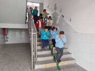 擂鼓镇小学：消防演练强技能  安全守护伴成长