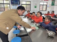 宝丰镇双丰小学开展“垃圾分类我先行”主题实践活动 