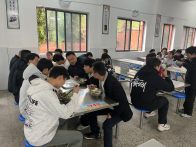 擂鼓镇代表进校园 筑牢校园餐安全