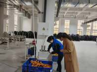 县公共检验检测中心走访企业问需解难