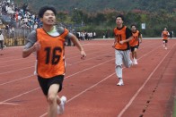 竹山一中：燃动青春 逐梦赛场