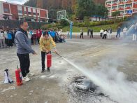 擂鼓中学：校园消防“实战”练 安全意识入人心