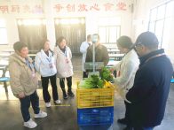 官渡九年一贯制学校“家校社协同”护校餐