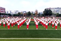 麻家渡镇小学：特色教育展演 绽放体艺之花