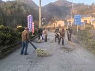 秦古镇：全民动手齐参与 美丽乡村展新颜