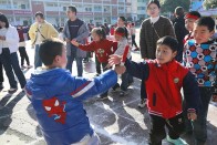   宝丰镇施洋小学体育文化节让孩子爱上运动