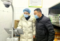  宝丰镇中心学校深入全镇校（园）开展期中工作大检查