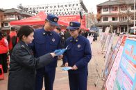 县税务局：税法入民心  精彩共呈“宪”