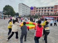 擂鼓中学举行第九届冬季运动会