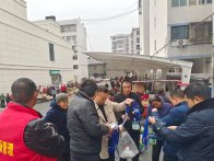 宝丰镇农贸市场：以卡促管 提升民生服务质效