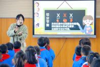 第八届“课内比教学”小学音乐决赛在恒升小学举行