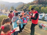 城關鎮二道坊村：小手牽大手  文明“童”行護家園?