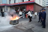 县财政局联合县消防救援大队开展消防演练活动