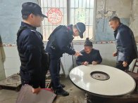 大庙派出所：暖心服务送上门 身份证里藏温情