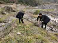 秦古镇：清垃圾护河道  筑牢生态屏障